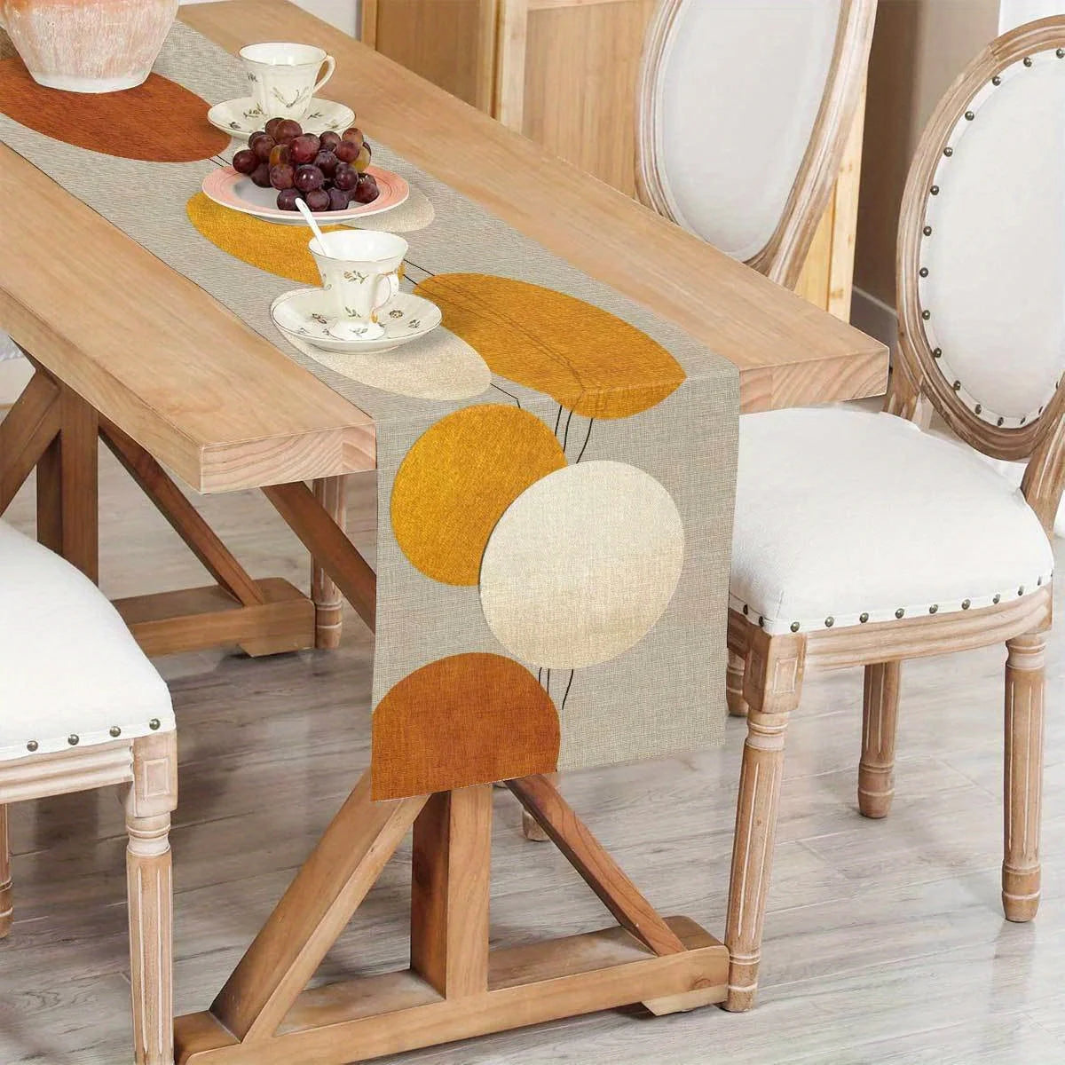 nappe table motif géométrique moderne beige orange blanc tissu lin facile nettoyage cuisine salle