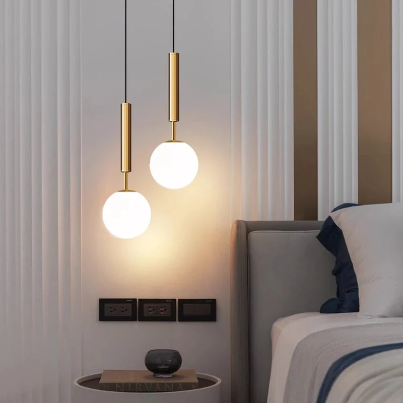 luminaire suspension moderne sphérique alliage doré blanc chambre salon minimaliste