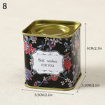 boîtes métal bleu rose noir fleurs vintage capsules étiquettes messages conservation snacks thé