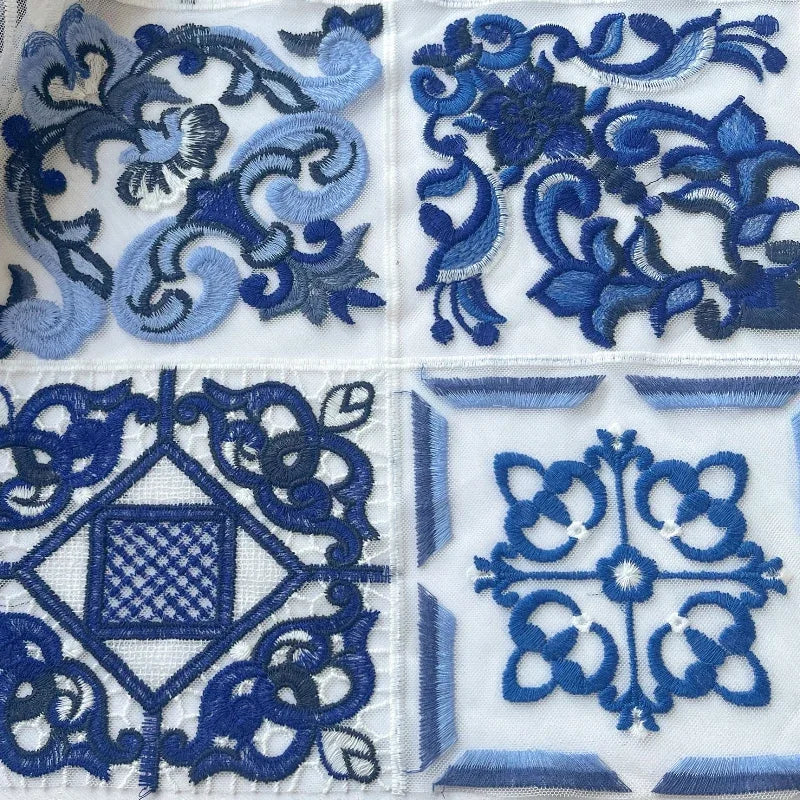 tissu brodé géométrique bleu blanc brocard polyester opacité largeur 140cm matériaux bricolage traditionnel