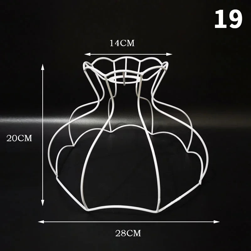 support lampe moderne grille fleurs blanc opacité bricolage fixations invisibles abat jour