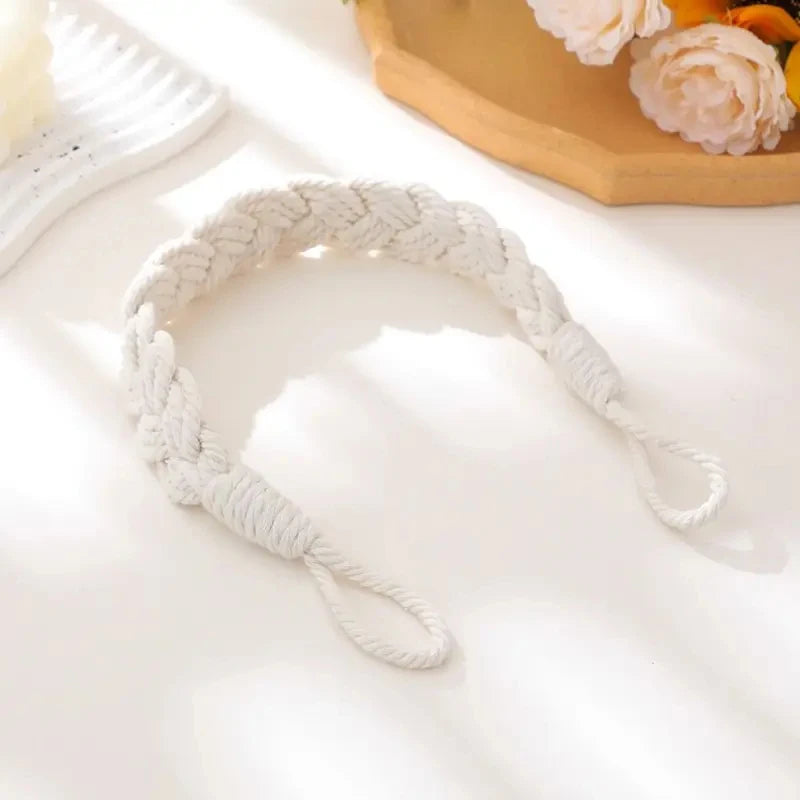 corde tressée boho chic anneaux rideau polonais beige clair rustique accessoires décoration intérieure tissage