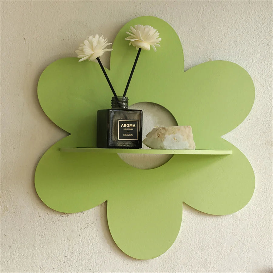 étagère murale moderne bois fleurs stylisées vase noir pierres semi précieuses