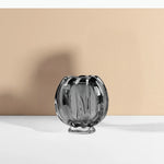 vases verre transparent gris fumé lignes gravées moderne minimaliste décoration table fleurs séchées