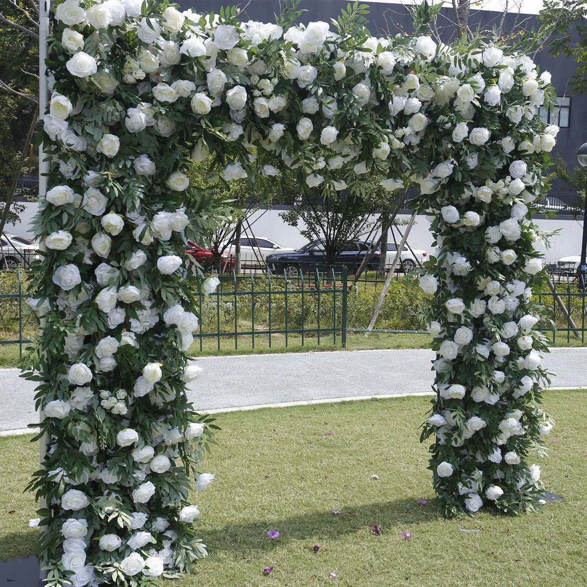 arche decorative fleurs artificielles blanc vert decoration mariage anniversaire intérieur extérieur