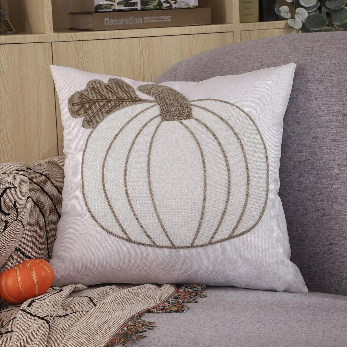 coussin carré halloween citrouilles feuilles deco moderne blanc opacité jacquard polyester fixations