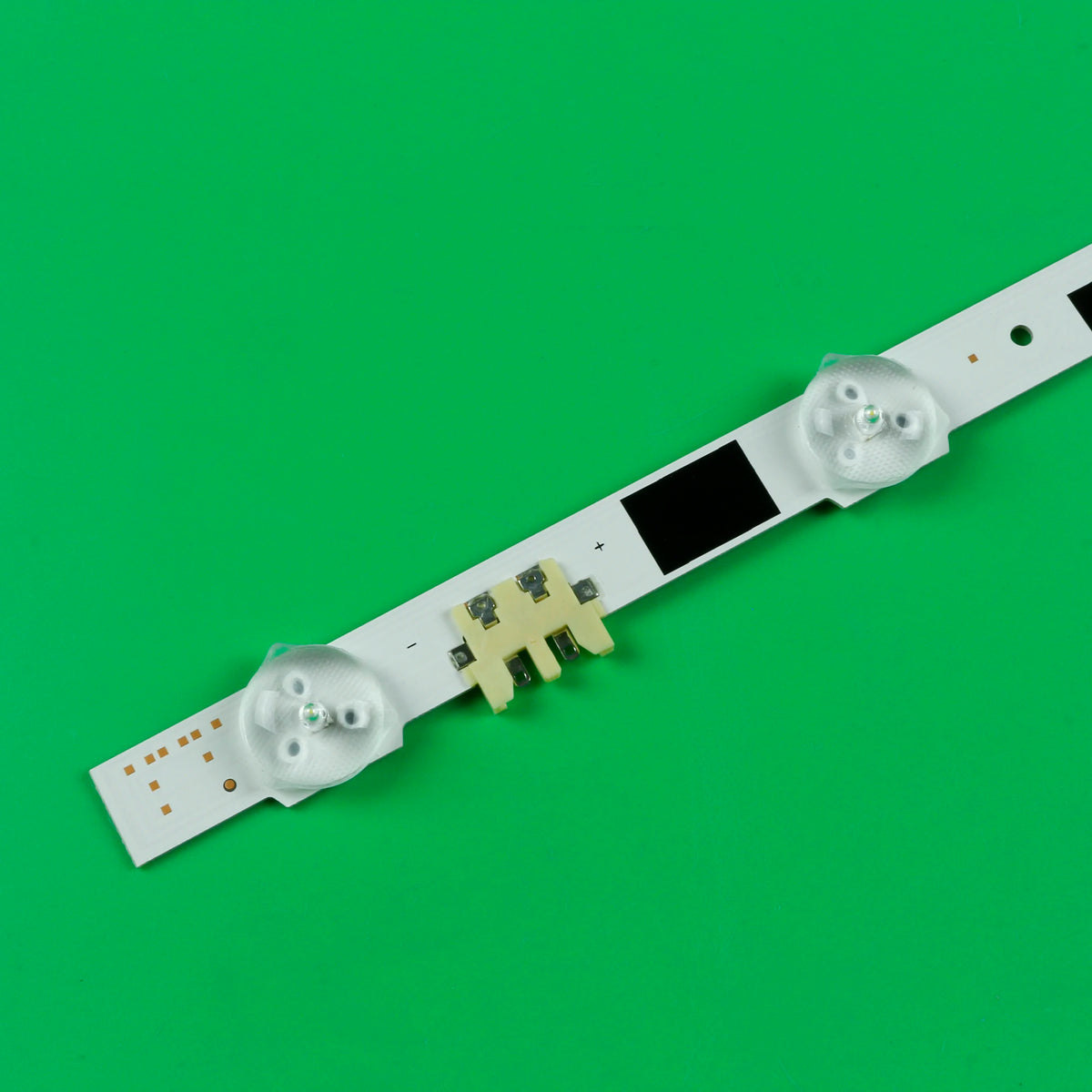 bande lumineuse led blanc moderne connecteurs électriques compatibles téléviseurs
