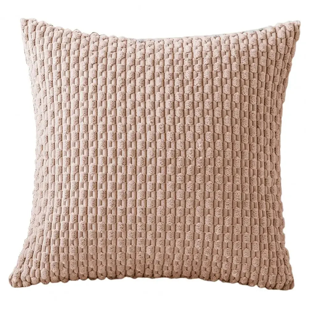coussin carré beige clair motif géométrique moderne décoration maison salon fauteuil siège intérieur doux