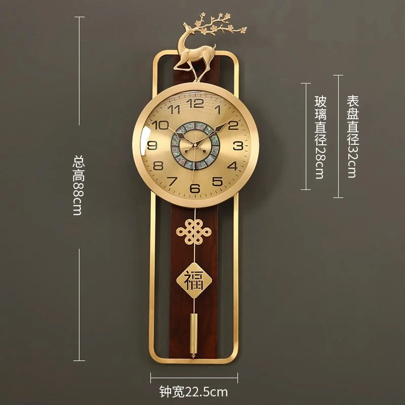 horloge murale chinoise bien être or bois fixation cadran métal motif caractère