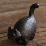 statue chat noir texture rustique artisanal support papier écriture chinois ancien livre brut chambre