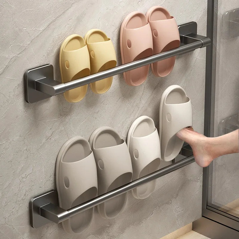 support rangement mural sabots moderne aluminium couleur blanc beige rose fixations murales salle bain