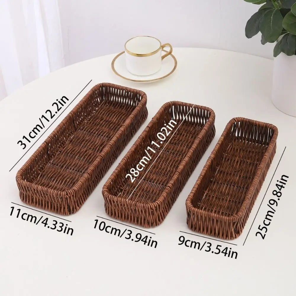 panier marron tressé traditionnel rangement décoration maison pique nique stockage fruits gâteaux