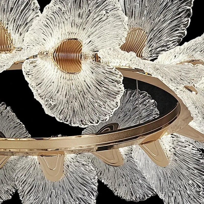 Suspension lumineuse cristal blanc doré fleurs relief moderne élégante chambre salon