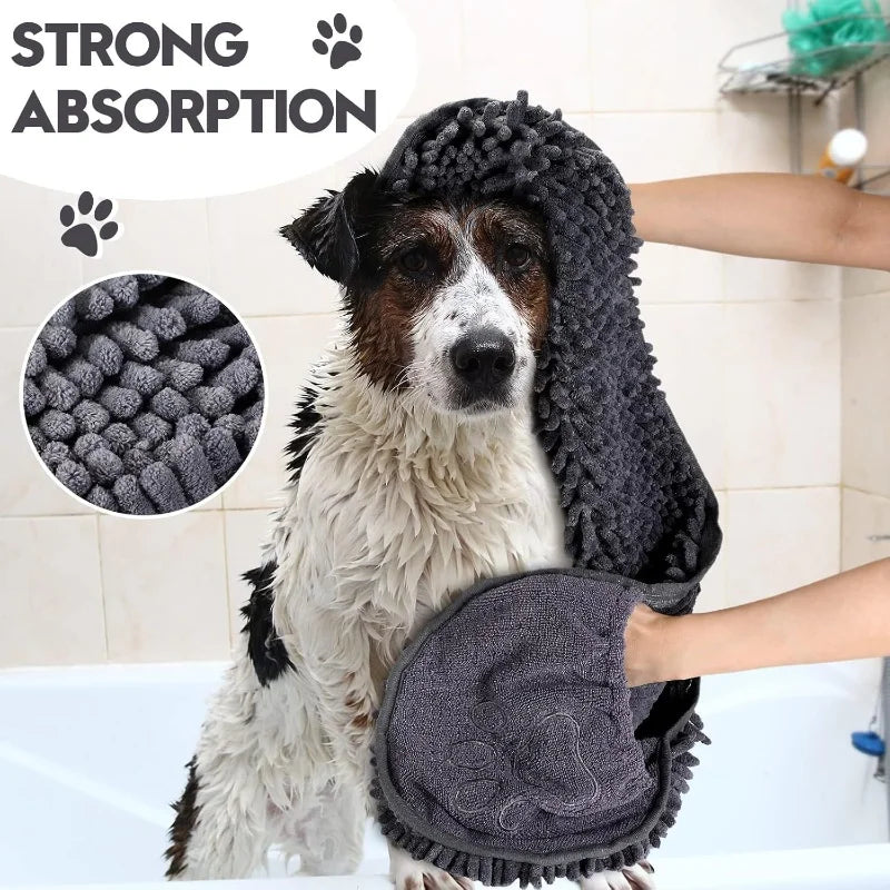 serviette bain chien chenille pattes imprimées grise bleue blanche confortable pratique