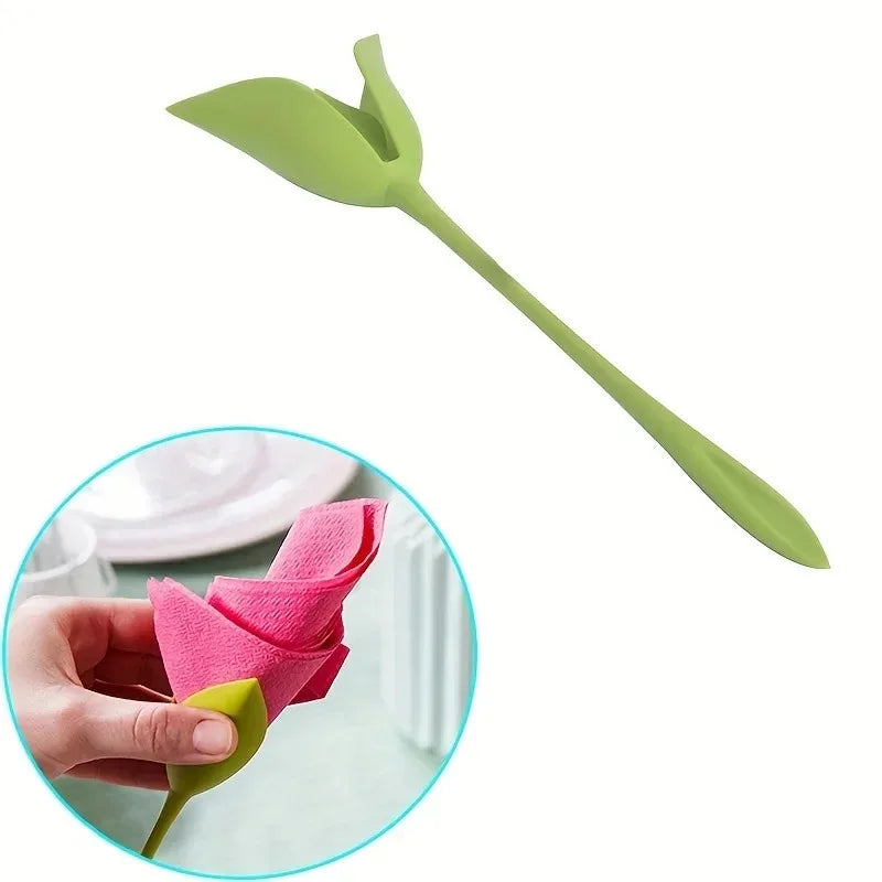 serviettes pliées fleurs violet rose jaune vert origami adhésif table décoration événement mariage