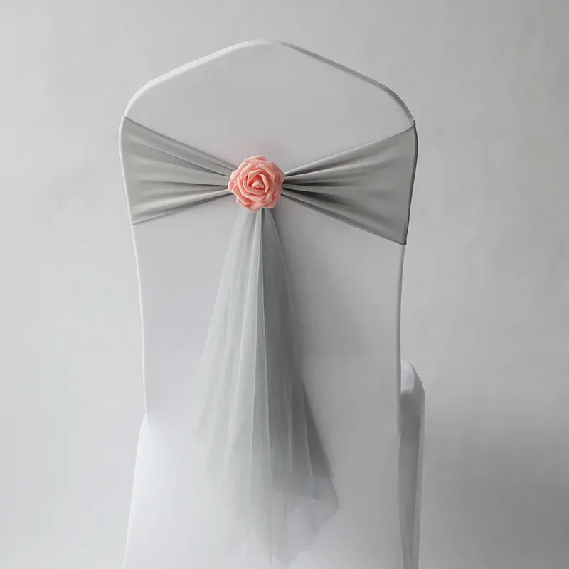 décoration chaise mariage turquois rouge blanc rose texturé voile transparent événement formel