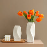 vases décoratifs modernes plastique blanc noir gris vert rayures verticales fleurs maison mariage