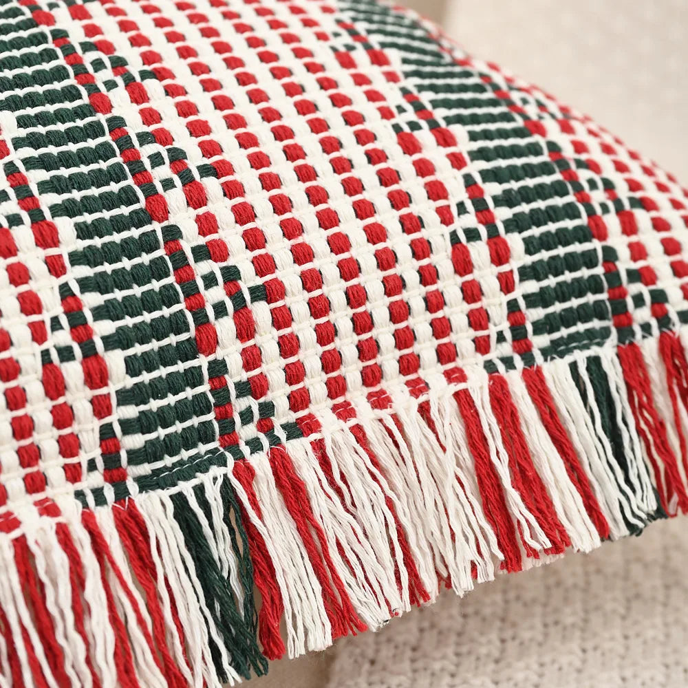 housses coussins carrées jacquard géométriques coton linge adhésives boho chic rouges blanches vertes maison