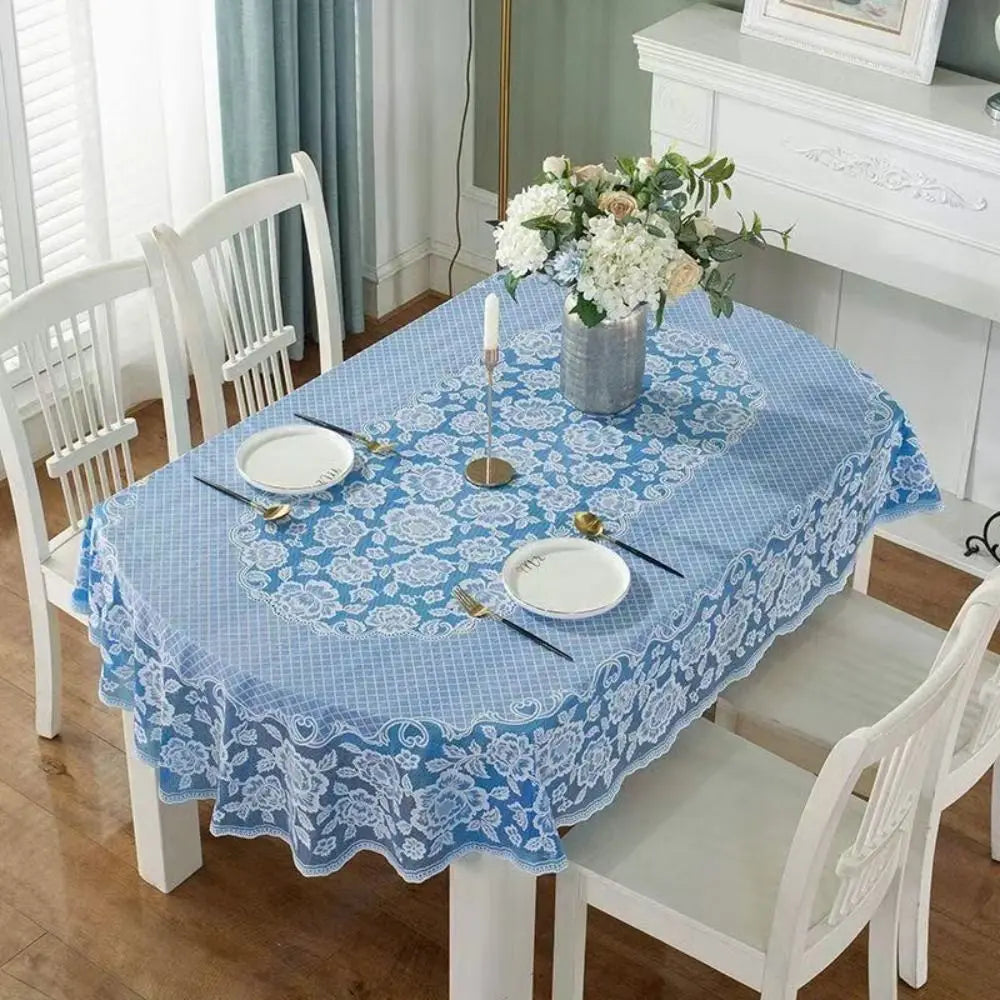 nappe table imperméable brodée dentelle blanche classique blanc bleu violet réutilisable maison