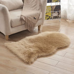 tapis blanc fourrure synthétique moderne polyester lavable vinyle sans BPA chambre maison