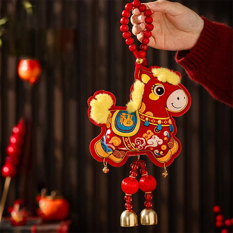 décoration murale chinoise rouge blanche bleue broderie ornements traditionnels artisanat bien être poisson(chaines métal)