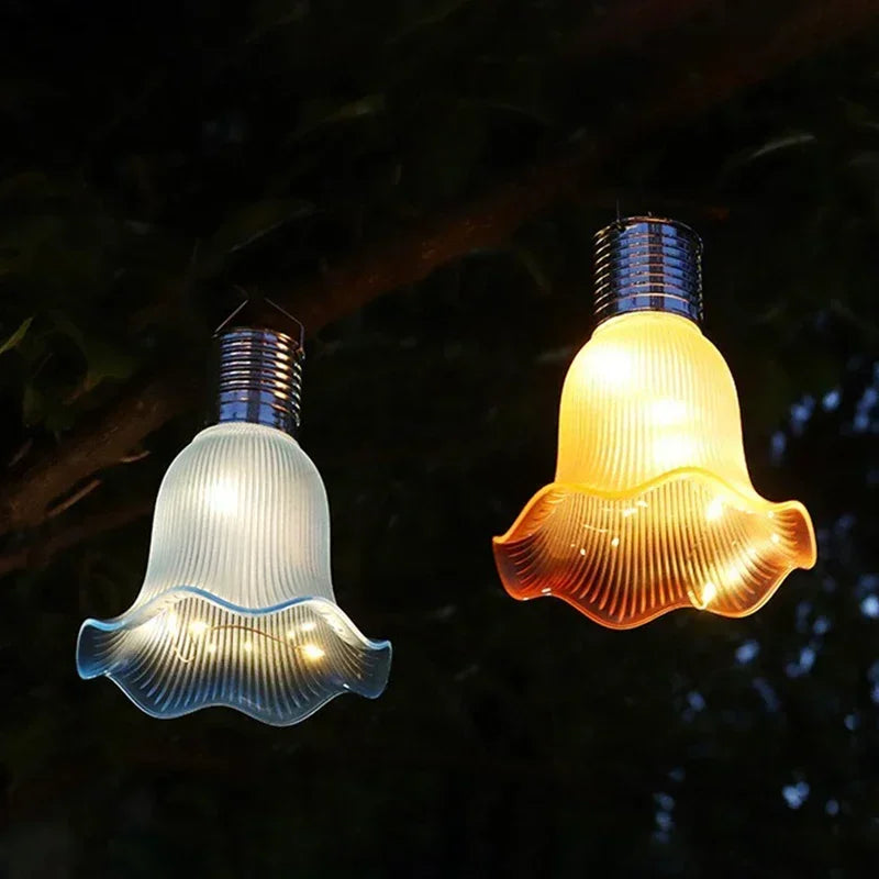 ampoule led solaire moderne bleu blanc panneau solaire intégré rayures verticales transparente festive camping