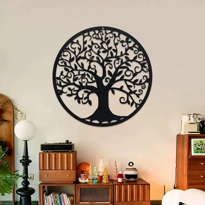 Arbre de vie mural en métal noir vu de face sur un mur blanc