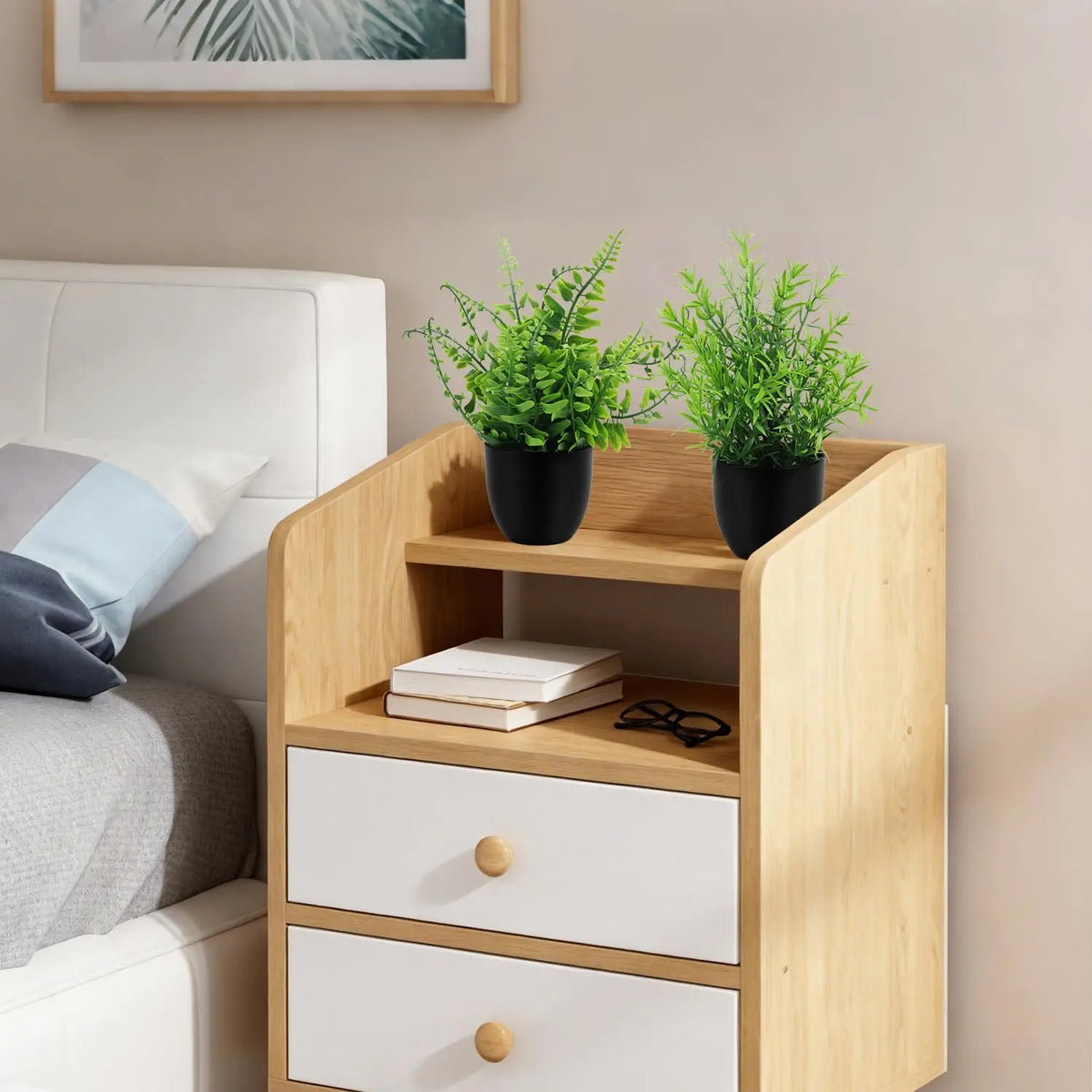 décoration intérieure plantes artificielles pots noirs feuilles vertes minimalisteintérieur maison