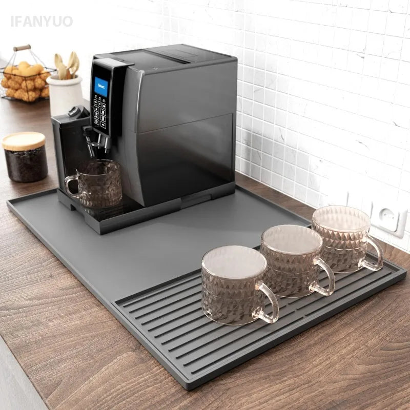 tapis protection machine gris rides horizontales silicone antidérapant moderne drainage absorbant vaisselle cuisine