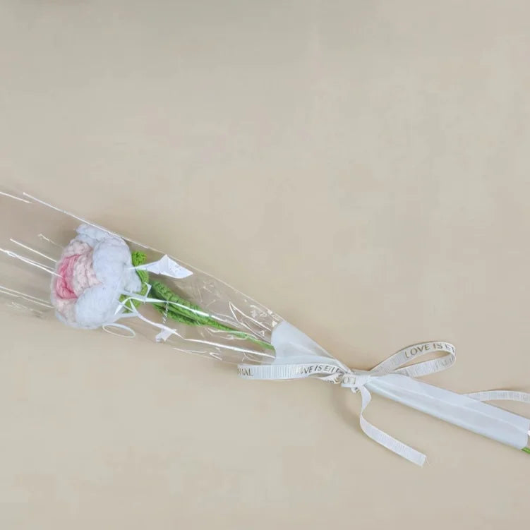bouquet fleurs tricotées rouge jaune rose vert blanc anniversaire mariage décoration intérieure artisanal creative