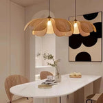 lampe suspendue moderne tissée pétales beige doré salon restaurant chambre principal