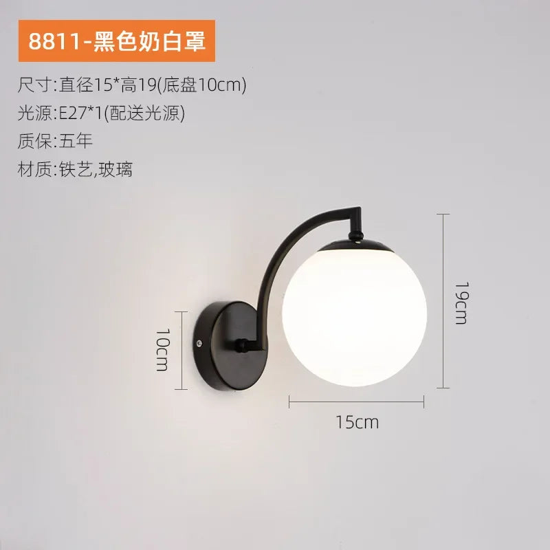 lampe murale moderne minimaliste noir doré éclairage cuisine entrée étude verre rond LEDflux lumineux