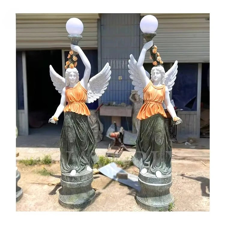 statues marbre décoratives classiques détails sculpturaux couleur beige blanc vert