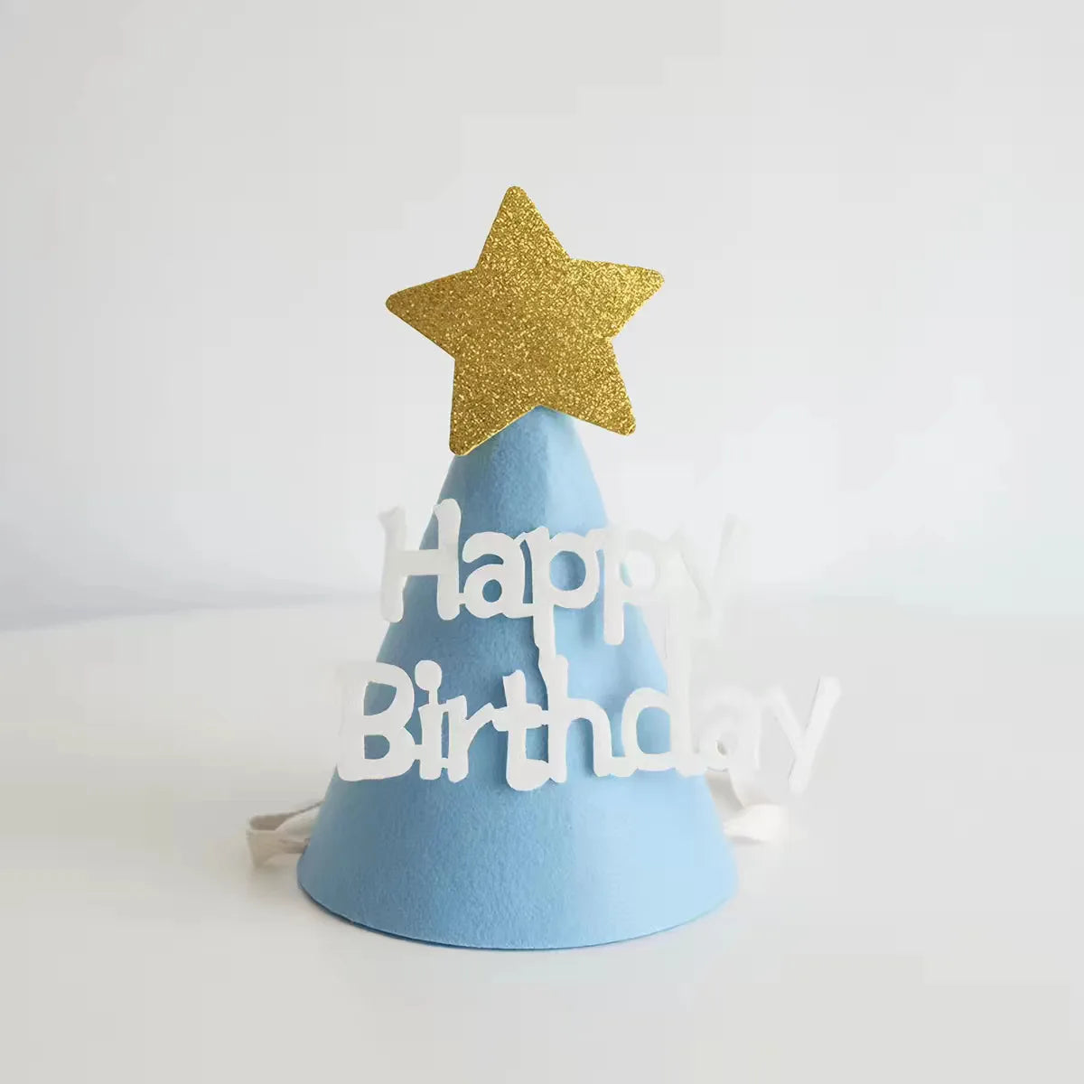 chapeau anniversaire enfant rayures pompon chiffres decoratif festif adhésif blanc marron bleu orange