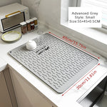 tapis cuisine silicone gris rayures ondulées moderne antidérapant assiettes cuillères verres bols