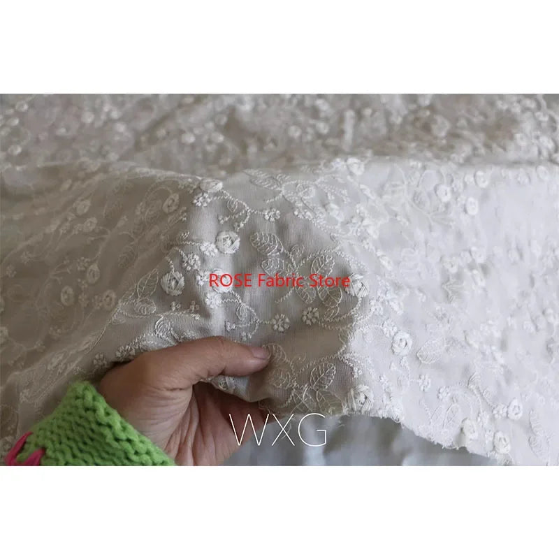 tissu coton lin brodé fleurs 3d beige clair classique decoration maison bricolage nappe oreiller