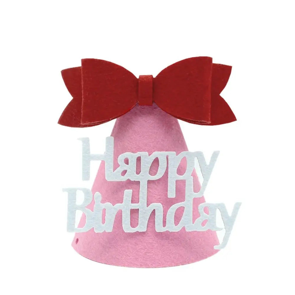 chapeau festif happy birthday étoiles dorées rubans pompons sourires