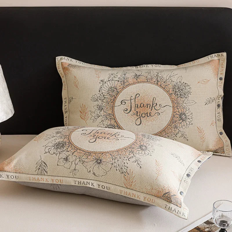 taies d'oreiller jacquard coton motif floral blanc rouge vert gris traditionnel lit maison