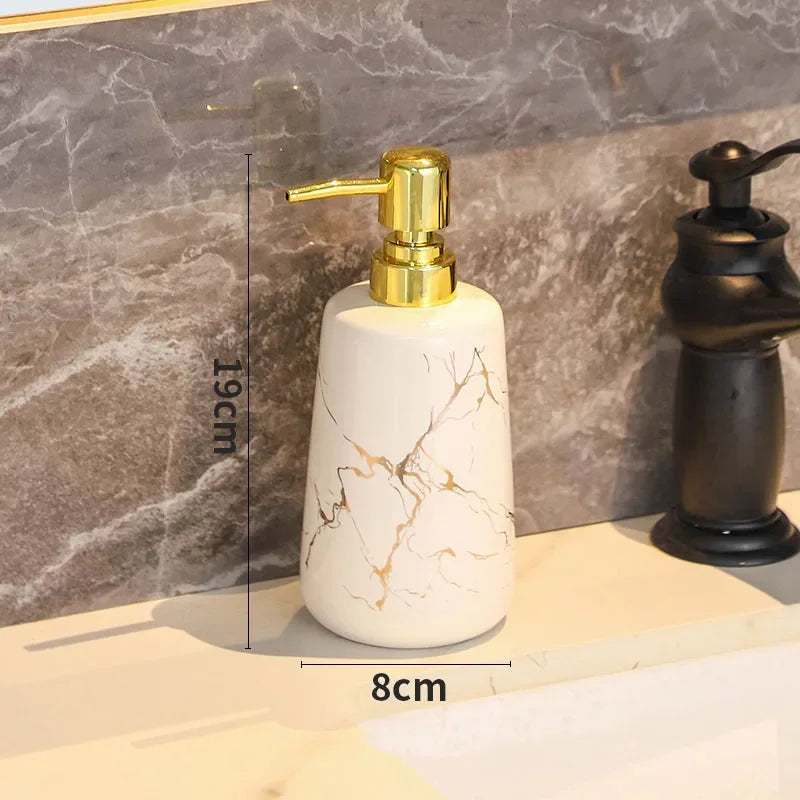 ensemble porte brosse dents porte savon marbre moderne or noir élégant bouteille parfum fleurs