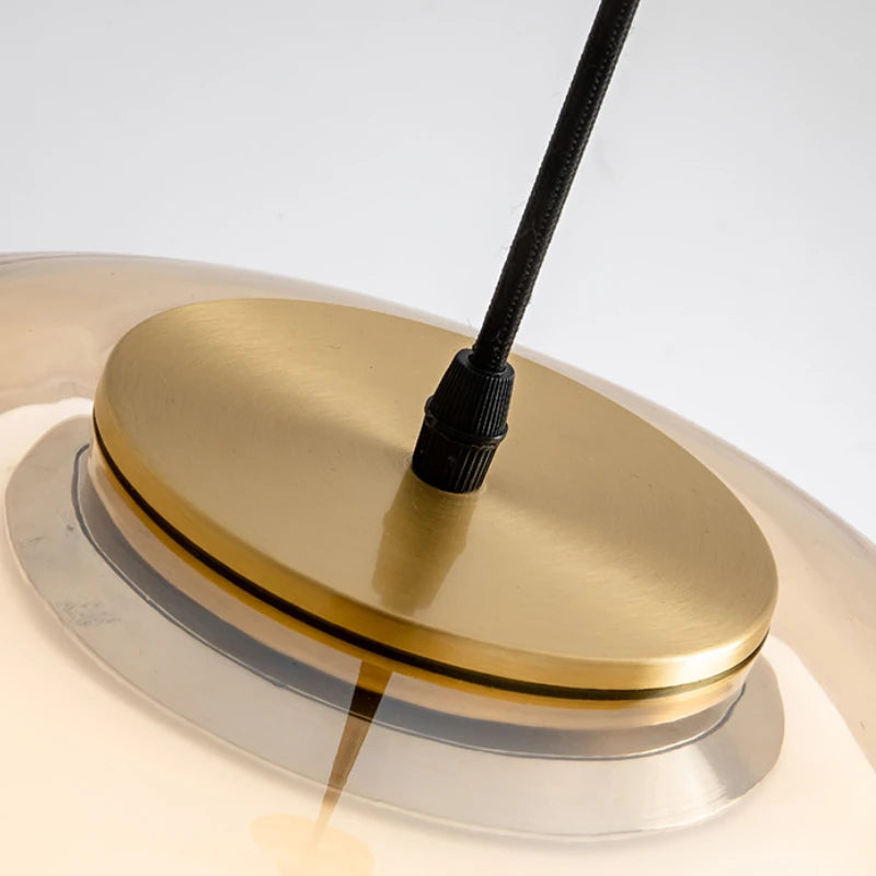 Lampe noire en verre danois style minimaliste pour salon