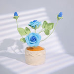 décoration maison bouquet fleurs tricotées artisanale violet jaune bleu roseclair vert