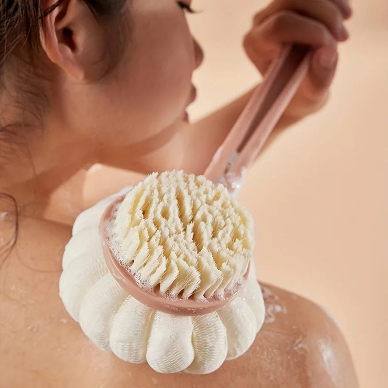 brosse bain douce flexible moderne poignée anneau blanc rose pâle texture maille corps nettoyage