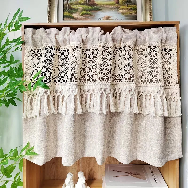 rideau boho crocheté franges beige clair rustique fenetre cuisine simple