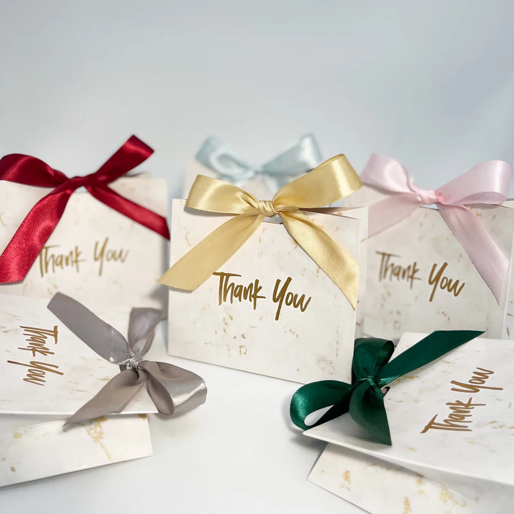 boîte cadeau marbrée blanc or ruban mariage fête remerciement