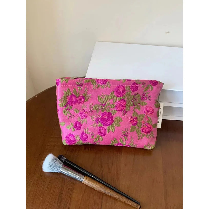 Sac cosmétique toile motif fleurs rose feuilles vertes moderne élégant fermeture glissière dorée rose