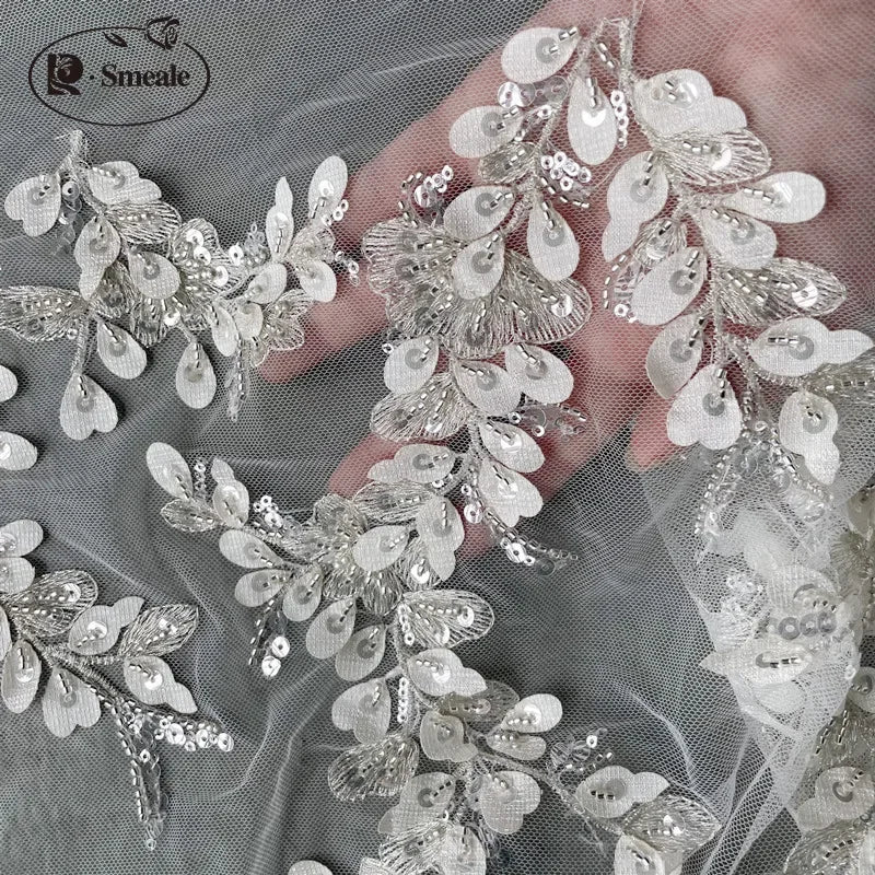 tissu décoratif gris clair feuilles relief sequins semi transparent brodé élégant polyester 150cm 128cm