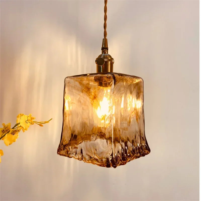 lampe suspendue vintage marron clair ondulée marbrée artisanale écrou suspension câble torsadé chambre salon