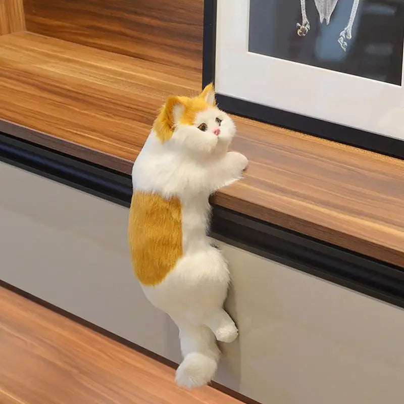 jouet chat peluche blanc bleu orange noir fourrure réaliste décor maison adhésif suspendu doux