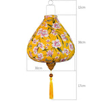 lanterne japonaise traditionnelle rouge fleurs décorative artisanale pompon bois suspendue