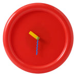 horloge murale moderne minimaliste bleu jaune rouge blanc ludique decoration intérieure aiguilles ondulées fixation
